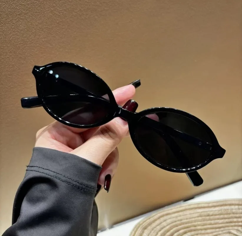 Nieuwe ovale zonnebril Klassie - Vintage Outdoor Fashion recensie en prijs